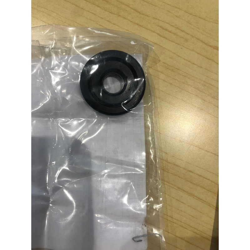Diaphragm and cup assembly 0435957