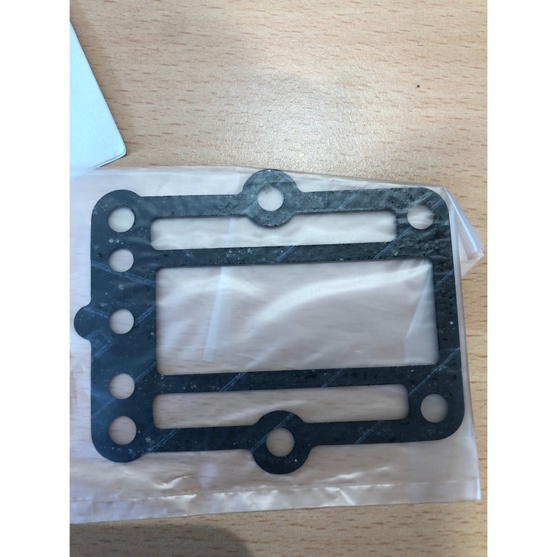 YAMAHA INNER COVER EXHAUST GASKET 6E0-41112-B000