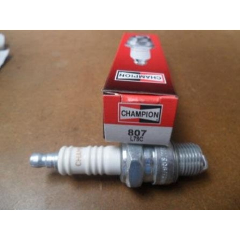 Evinrude Johnson Champion Spark Plug L78C 0502893