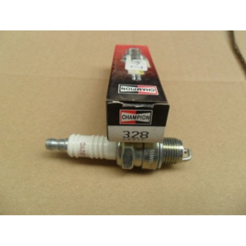 Evinrude Johnson Champion Spark Plug L82YC
