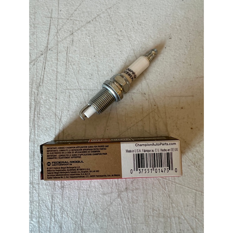 Champion Spark Plug (QC8WEPIA) [9810]