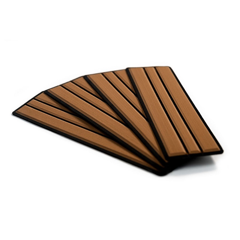 SeaDek Brushed 6mm 4-Piece Step Kit – 3.75″ x 12.75″ – Mocha/Black Faux Teak [23902-80093]